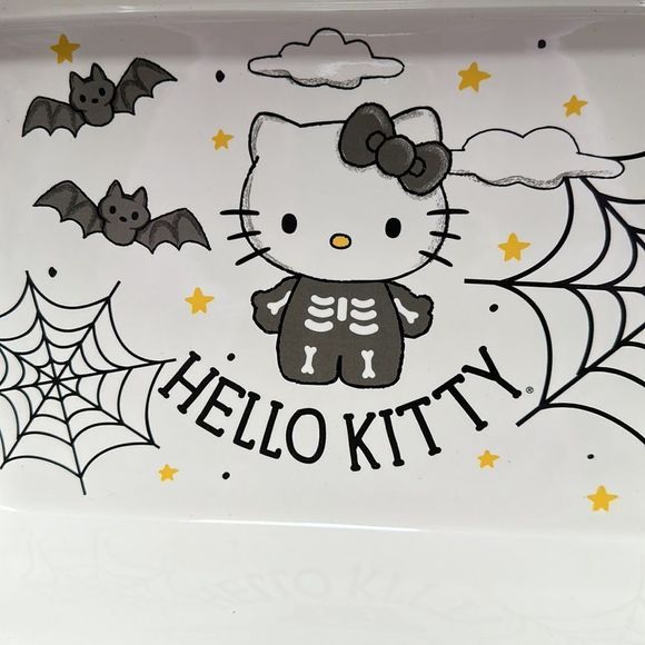 Hello kitty Bakeware casserole 400”F resistant fall Halloween dishwasher safe - Picture 2 of 8